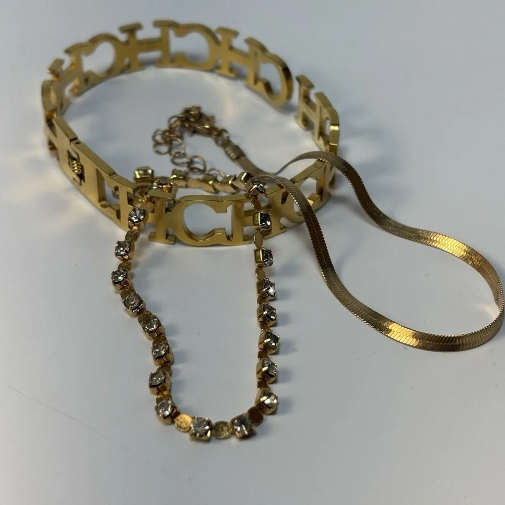 Fashion Bracelet Lot Gold Tone Lightweight Chains Hinge Clamper Glam - Picture 2 of 11